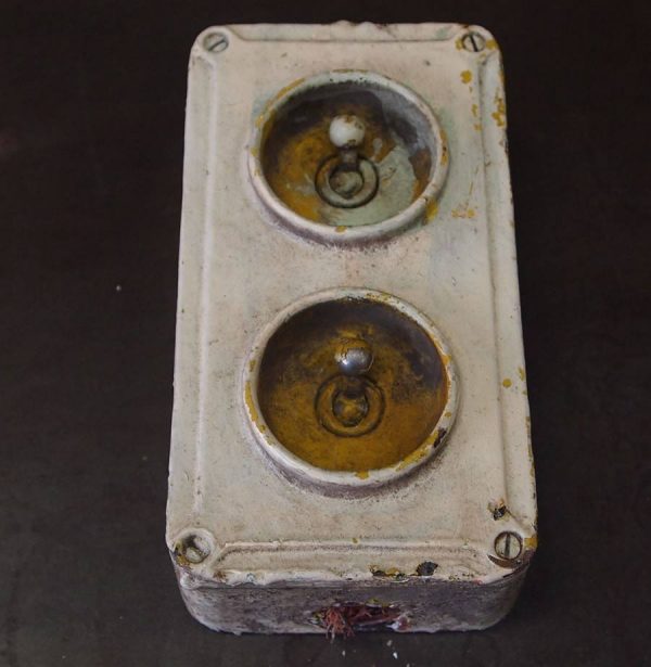 vintage_factory_lightswitch1