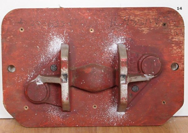 Vintage Industrial Sand Pattern - Image 10