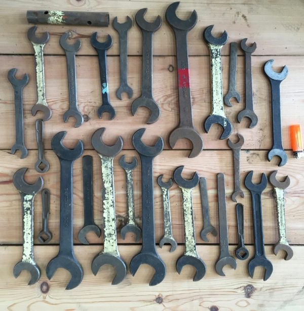 Vintage spanner set